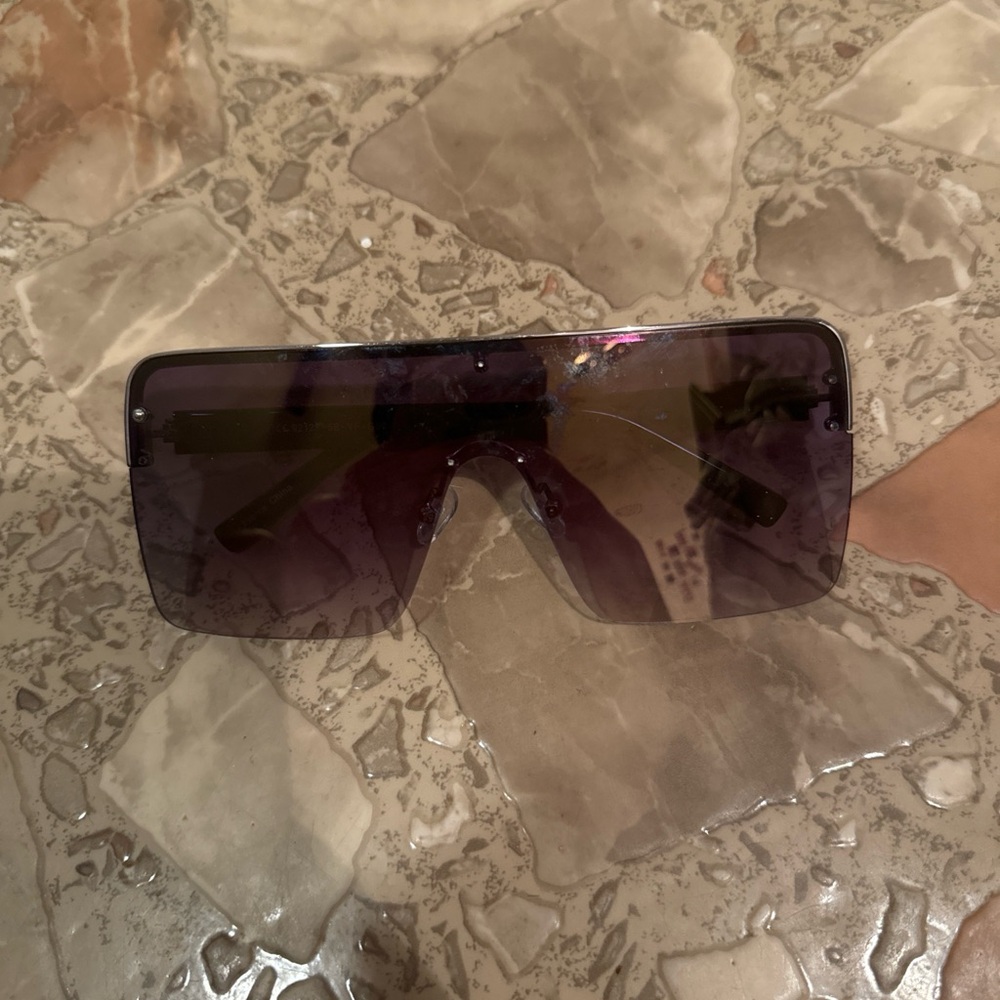 Stylish Oversized Sunglasses